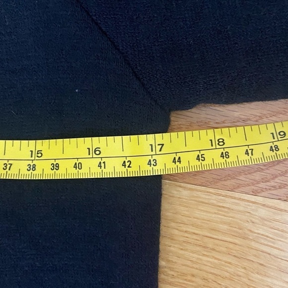 ARYEH Tunic - Picture 5 of 6